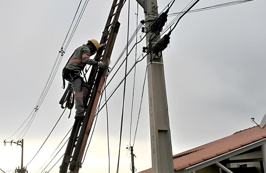 Mulher de 41 anos é presa em flagrante por “gato” de energia elétrica no Jardim Pindorama