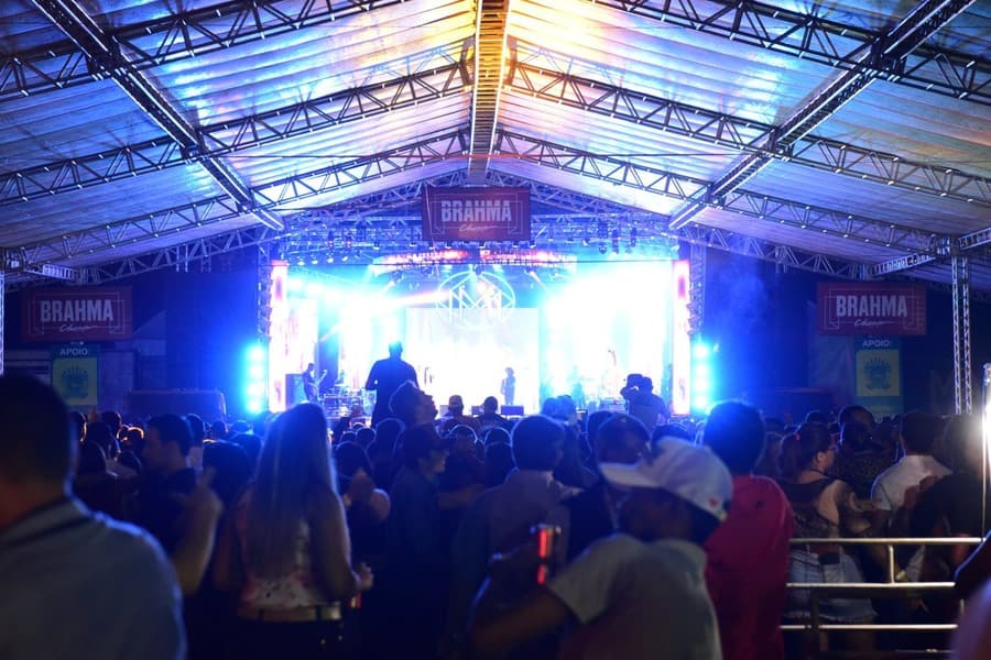 Organização da Festa da Linguiça divulga preços e 1º lote de ingressos custam de R$ 50 a R$ 200