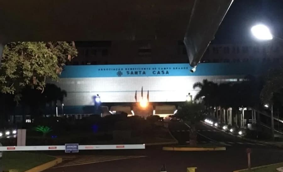 Homem de 39 anos leva quatro facadas em Sidrolândia e é encaminhado à Santa Casa