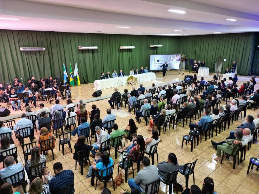 Câmara de vereadores realiza sessão solene em homenagem aos 100 anos de Maracaju