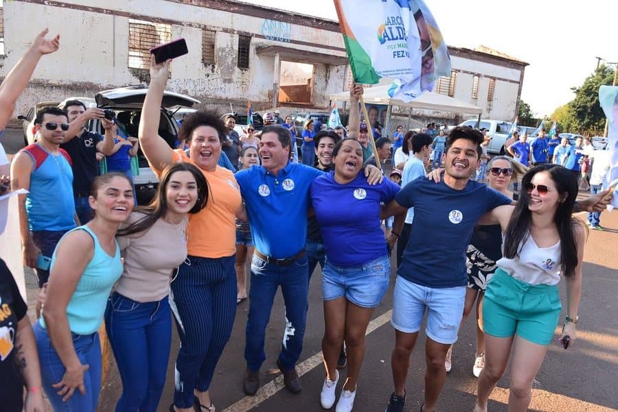 “A onda azul cresceu ainda mais”, diz Calderan ao lançar campanha com adesivagem