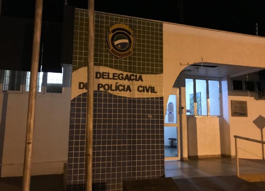 Meliante invade residência no Bairro São Bento e furta R$ 2,5 mil reais