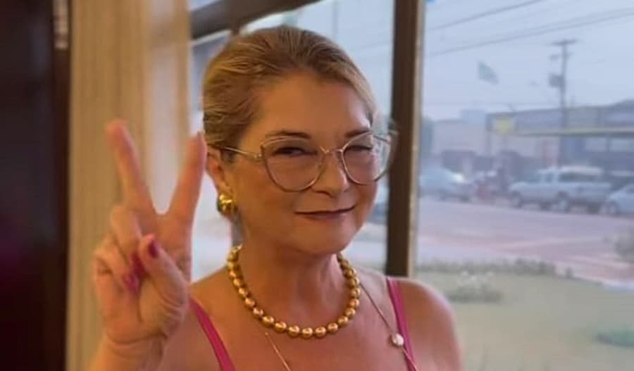 “Daqui a pouco a gente tá de volta”, diz Vanda em vídeo após derrota histórica