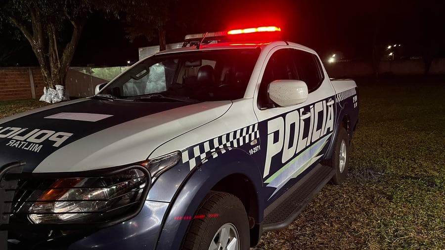 Jovem de 21 anos é preso após tentar matar homem com golpe de machado na cabeça