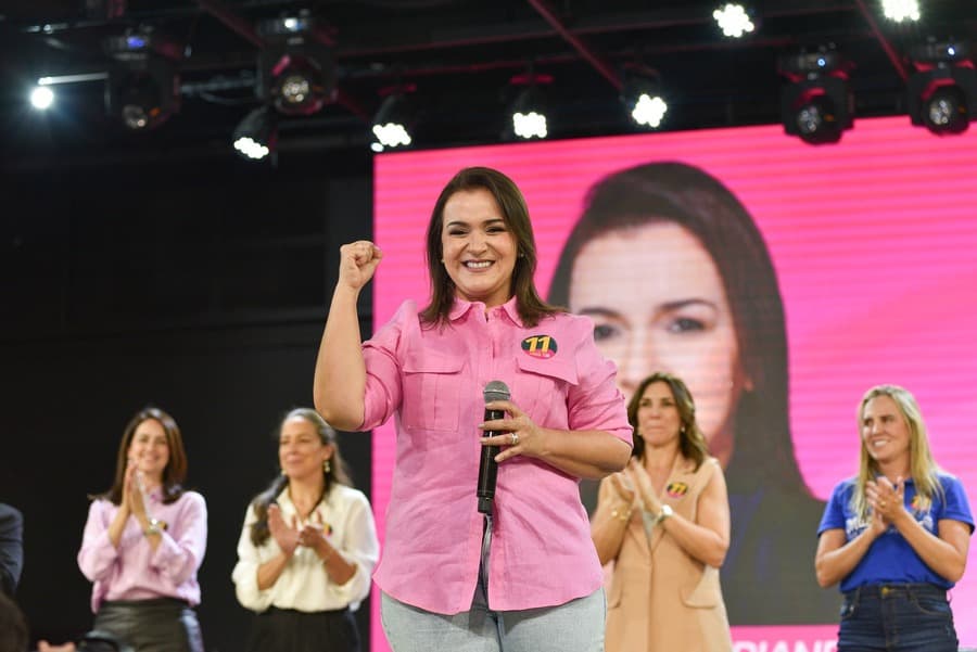 Com 222.699 votos no segundo turno, Adriane Lopes é reeleita prefeita de Campo Grande