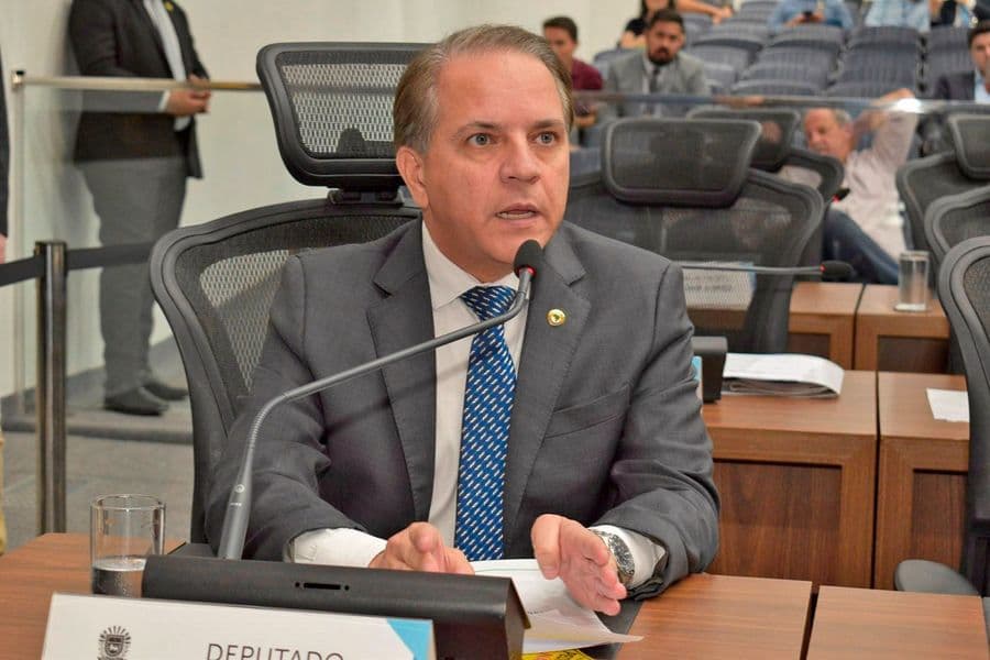 Coronel David cobra cumprimento de Lei de sua autoria que proíbe fidelização em contratos de telefonia, internet e tv por assinatura em MS