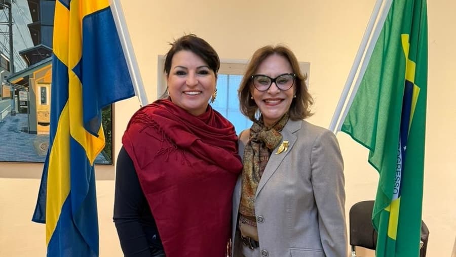 Primeira-Dama de Maracaju participa de ato em comemoração aos 25 anos do Dia Internacional pela Eliminação da Violência Contra a Mulher