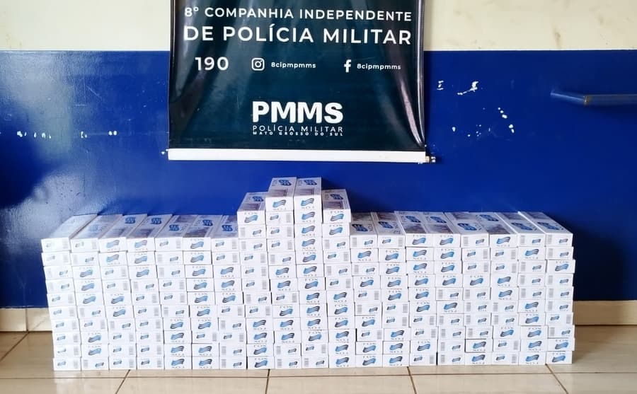 Condutor de Fiat Uno é preso com carga de cigarros contrabandeados em Sidrolândia