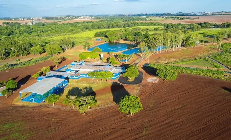 Pré-matrículas para novos alunos: Escola Laurindo Stragliotto prepara alunos para o futuro em tempo integral