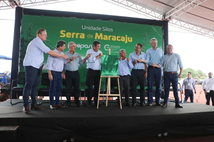 Copasul inaugura unidade "Serra de Maracaju" com presença do governador, prefeito e vereadores