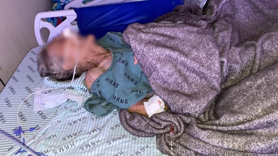 Aos 84 anos, idosa acamada precisa de doações para conseguir mantimentos e equipamentos hospitalares