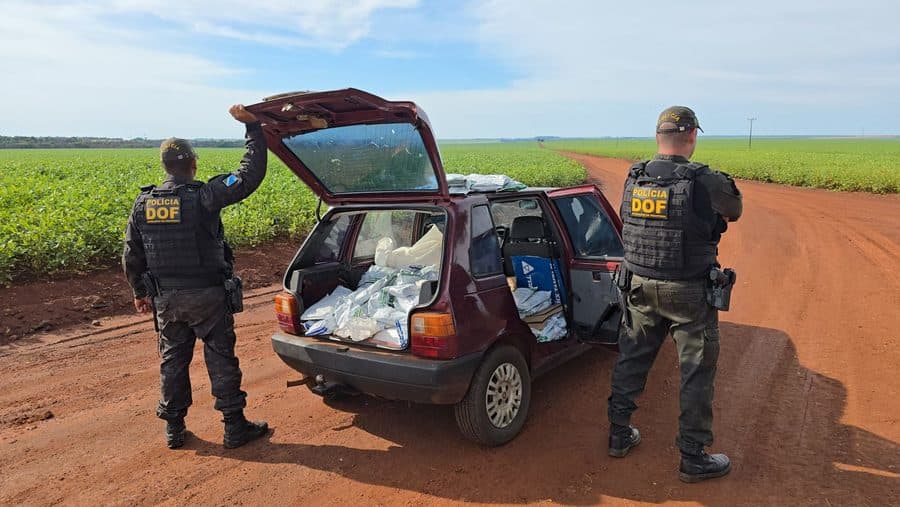 Veículo carregado com 400 quilos de agrotóxicos e pneus contrabandeados é apreendido pelo DOF em Maracaju