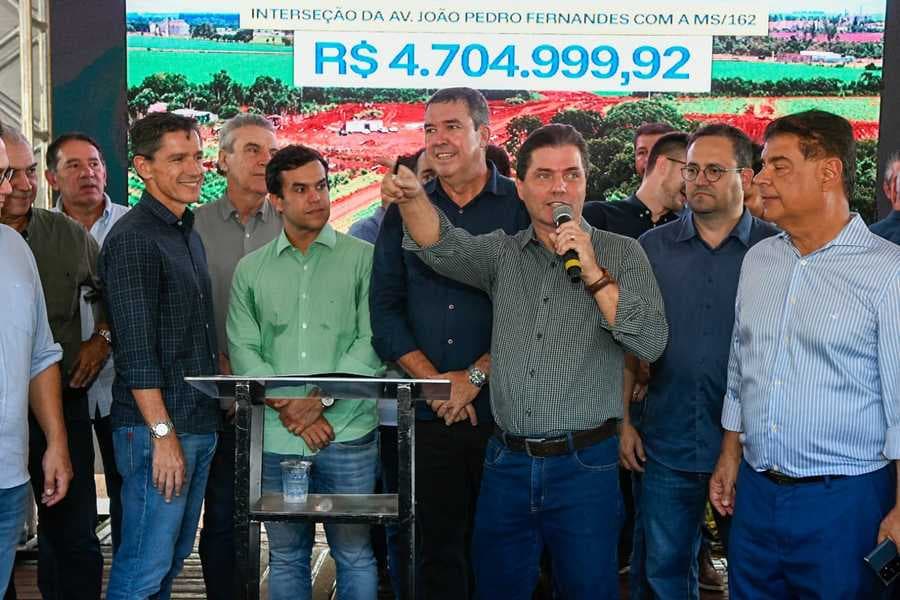Com presença de senadores e deputados, governador e prefeito assinam O.S de obras que somam mais de R$ 47 milhões em Maracaju
