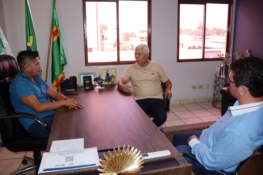 Presidente da Câmara Municipal de Sidrolândia se reúne com secretário de governo para ajustes de demandas