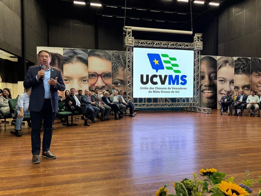 “É tempo de diálogo e busca conjunta pelo desenvolvimento de MS”, diz Gerson em posse da nova presidência da União das Câmaras