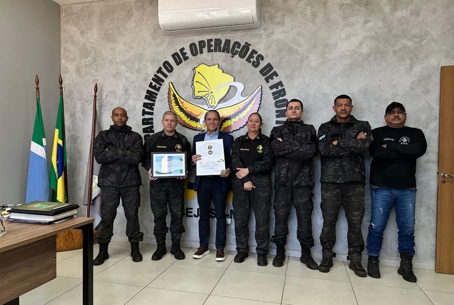 Coronel David entrega Moção de Congratulação ao DOF pelos 38 anos da corporação e é homenageado por atuação na segurança pública
