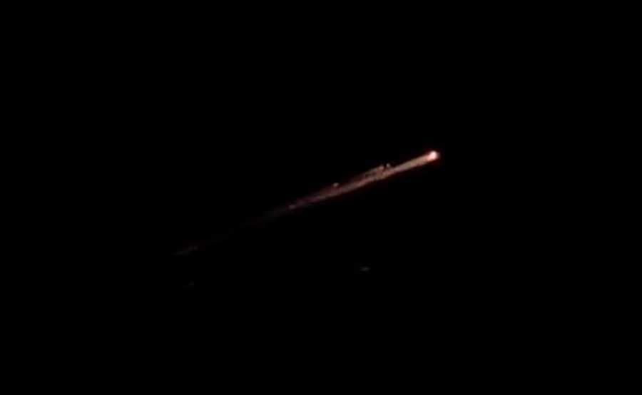 Fenômeno luminoso registrado no ceú de MS se trata de lixo espacial, diz físico da UFMS