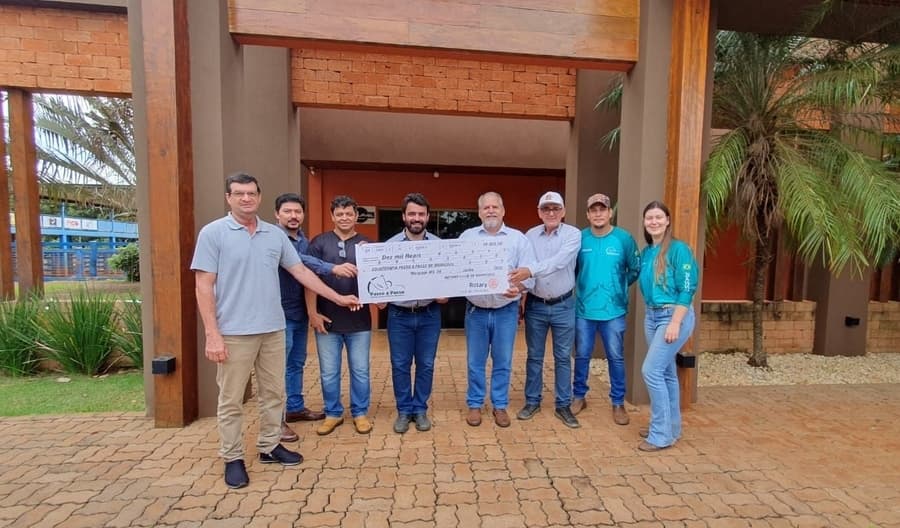 Rotary Clube destina R$ 10 mil arrecadados na Festa da Linguiça para projeto de Equoterapia em Maracaju