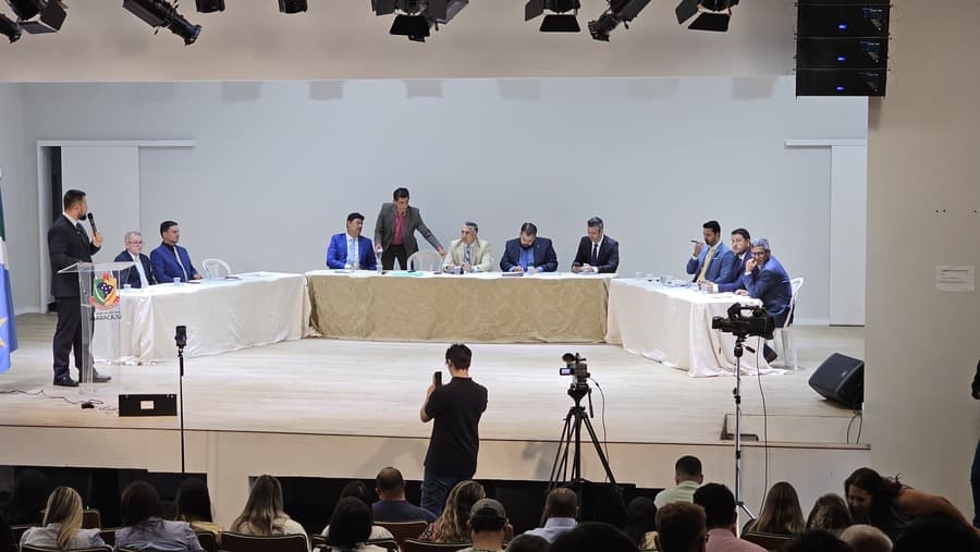 Por unanimidade, vereadores aprovam antecipação da eleição da presidência da câmara