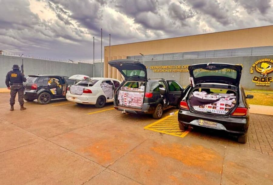 DOF apreende comboio de veículos que seguiam com produtos contrabandeados em Maracaju