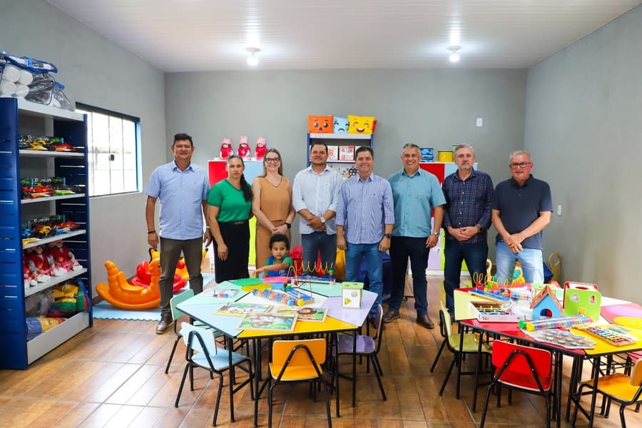 Prefeitura de Maracaju entrega brinquedoteca na Escola Rural Santa Guilhermina