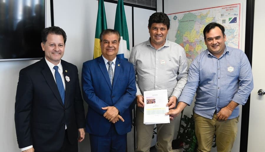 Prefeito cumpre agenda em Brasília e trata de demandas dos assentamentos e recursos para Sidrolândia