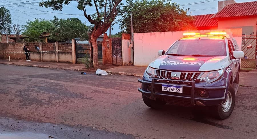 Homem de 57 anos morre após ser esfaqueado em frente de casa no Bairro São Bento