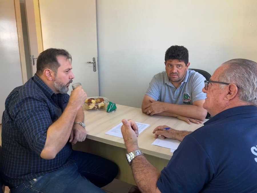 Sidrolândia recebe visita técnica da Secretaria de Estado de Educação para avaliar transporte escolar