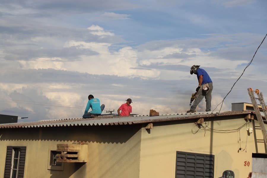 Prefeitura de Maracaju mobiliza equipes e presta suporte às famílias afetadas por fortes chuvas