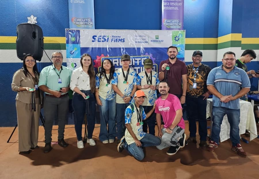 Alunos de escola pública de Maracaju são premiados pelo Sesi em circuito de robótica