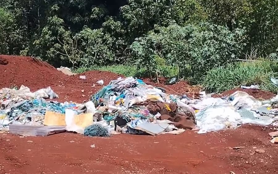 Em vídeo, morador de Sidrolândia faz alerta sobre descarte irregular de lixo próximo à BR-060