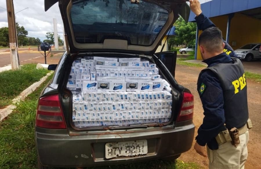 Polícia Rodoviária Federal apreende 20 mil maços de cigarro na MS-164
