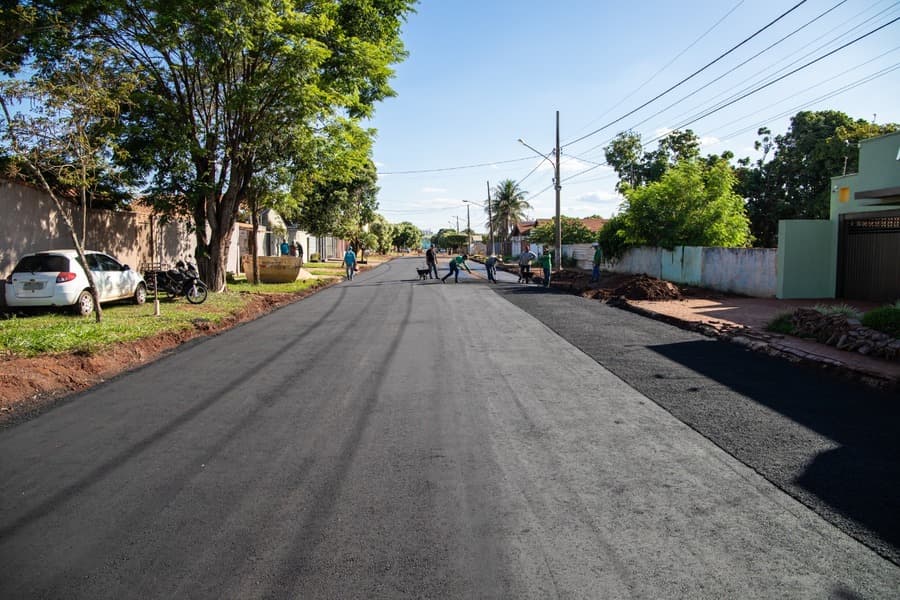 Prefeitura de Maracaju investe R$ 245 mil na ampliação e recuperação asfáltica da Rui Barbosa