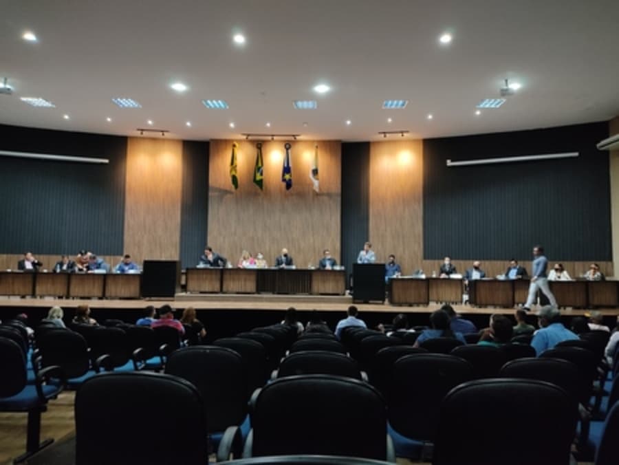 Sessão Ordinária tem 17 indicações aprovadas e 6 Moções de Congratulação