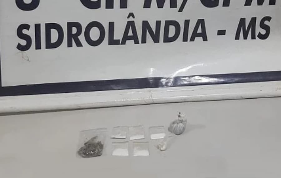 Jovem de 19 anos é presa com cocaína e maconha no Bairro São Bento
