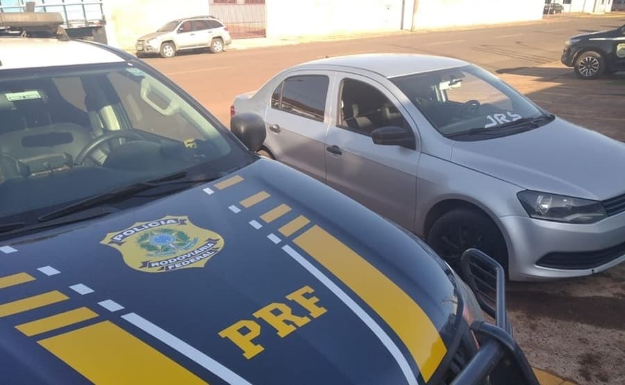 Em Sidrolândia, Polícia Rodoviária Federal recupera veículo roubado da capital