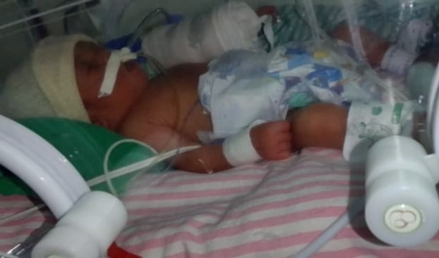 Com bebê internada no Hospital, Mãe de 21 anos destaca: “preciso de ajuda”