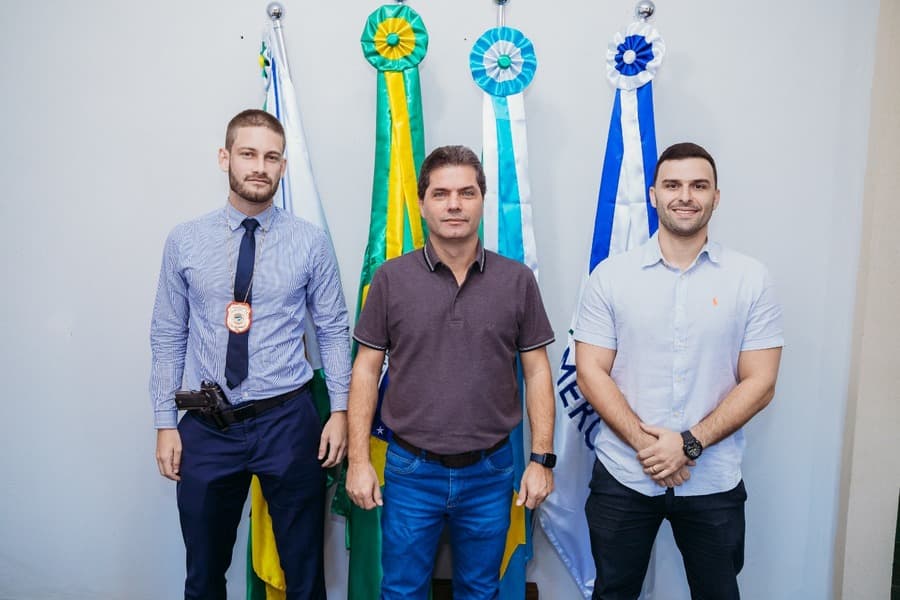 Prefeito Marcos Calderan recebe novo Delegado de Maracaju