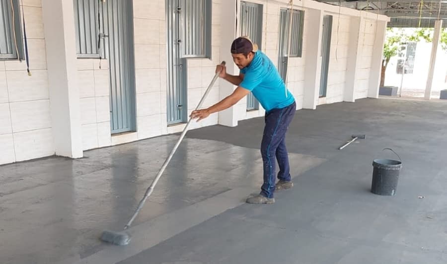 Popular camelódromo recebe últimos detalhes da prefeitura para reinauguração