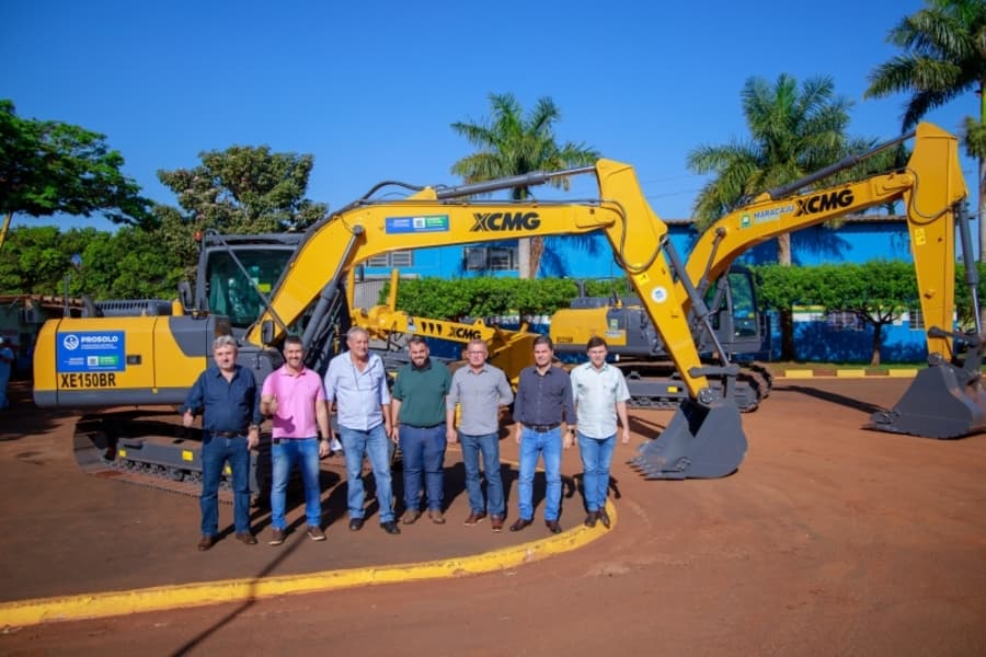 Prefeitura de Maracaju entrega novos maquinários adquiridos com apoio do Governo