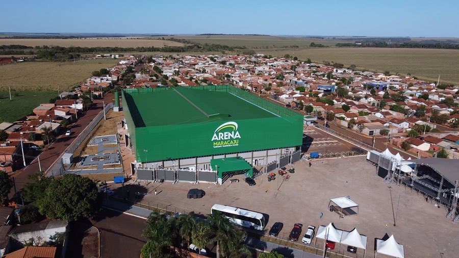 Atitude 67 e presença do jogador Falcão animam inauguração da Arena Maracaju hoje