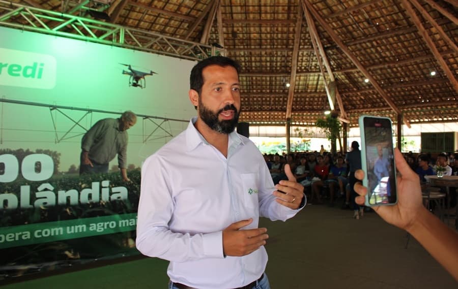 Stand da Sicredi Pantanal está repleto de atrações e até shows na Expo Sidrolândia