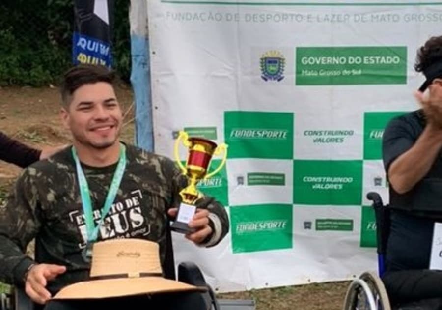 Atleta PCD de Sidrolândia fica em 2° lugar em competição estadual de canoagem