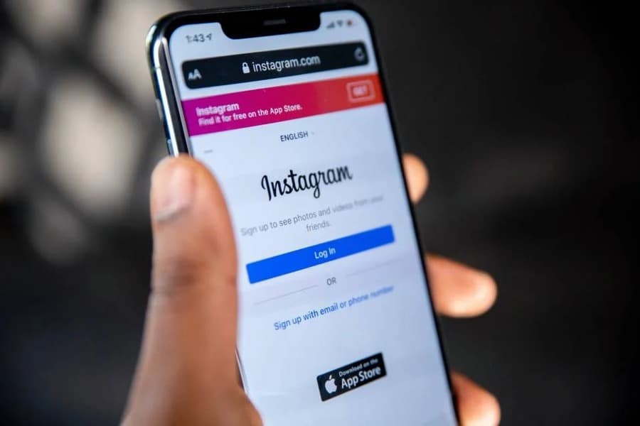 Homem de 33 anos tenta comprar iPhone pela internet e perde R$ 2 mil reais