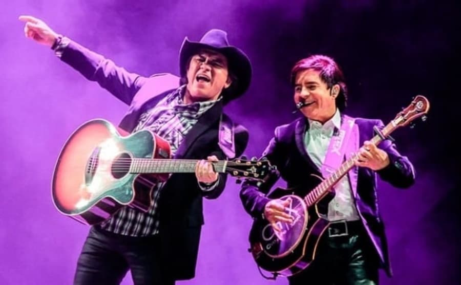 É Hoje: Expo Sidrolândia tem show nacional da dupla Chitãozinho e Xororó