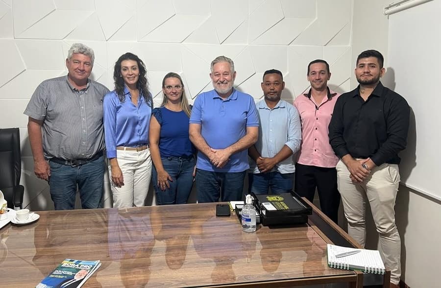Deputado Antonio Vaz anuncia total apoio e emenda de custeio para Hospital