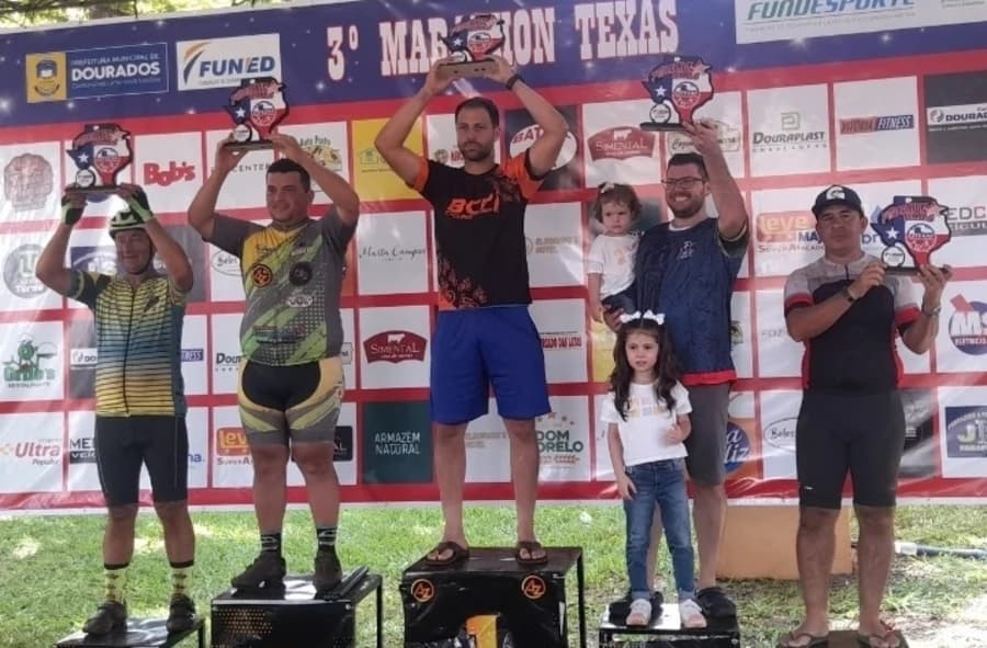 Sidrolandense fica em 1º lugar em competição de Mountain Bike em Dourados