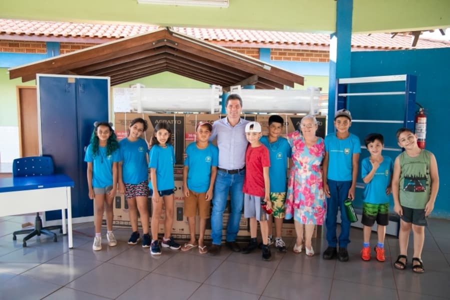 Escola Cecília de Castro Minervini recebe novos equipamentos adquiridos pela prefeitura