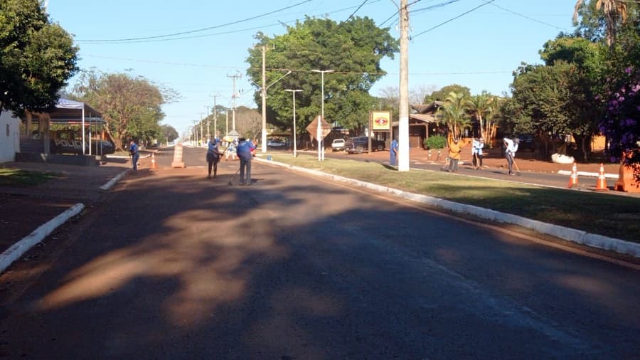 Prefeitura de Maracaju realiza mutirão de limpeza em Vista Alegre