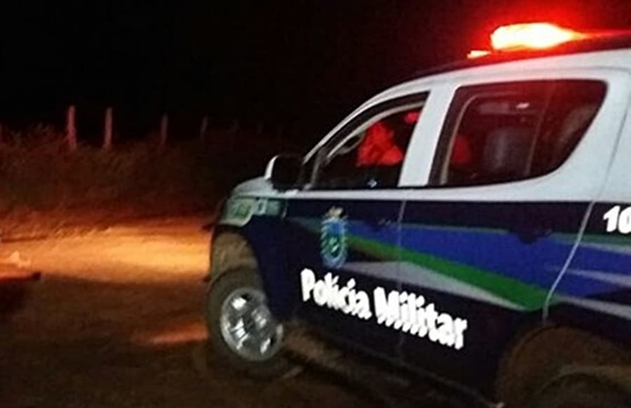 Em Sidrolândia, homem é alvejado por disparo de arma de fogo e esfaqueado